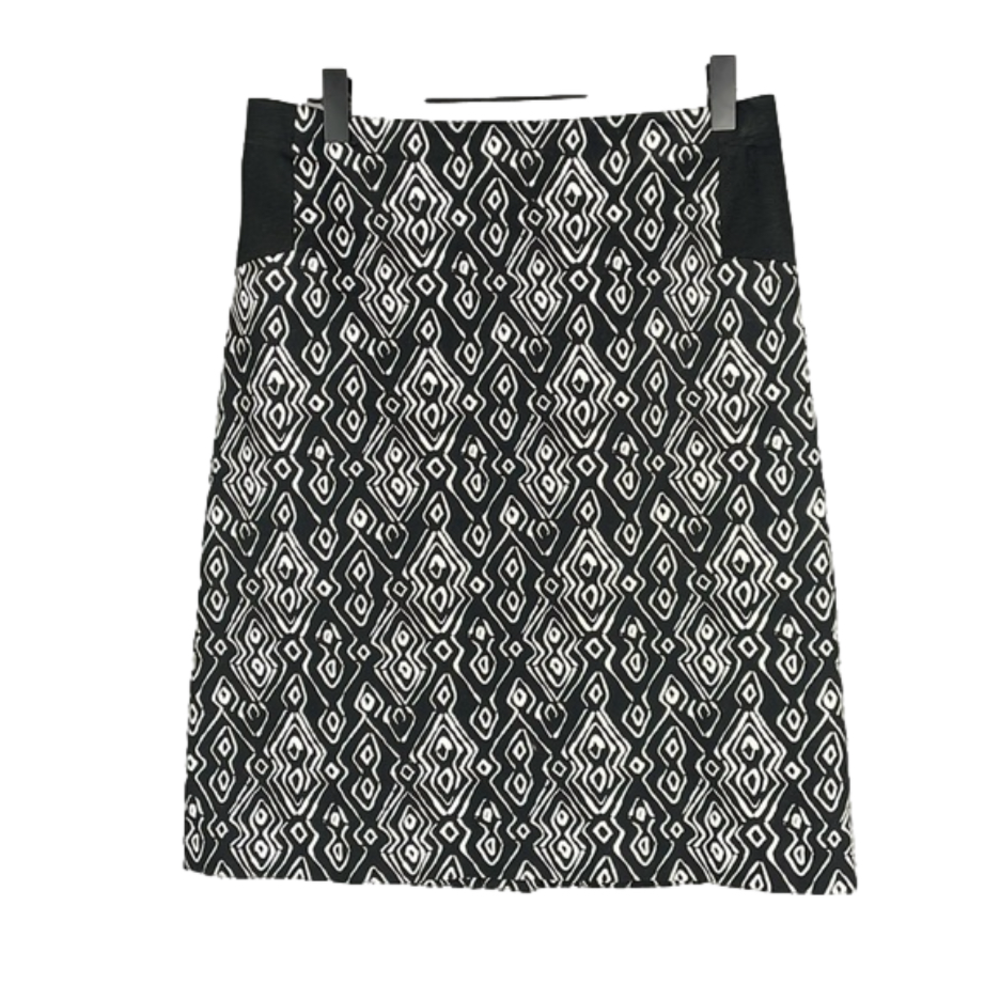 Chico’s Black and White Skirt Chico”s Size 00 Equivalent to XS
